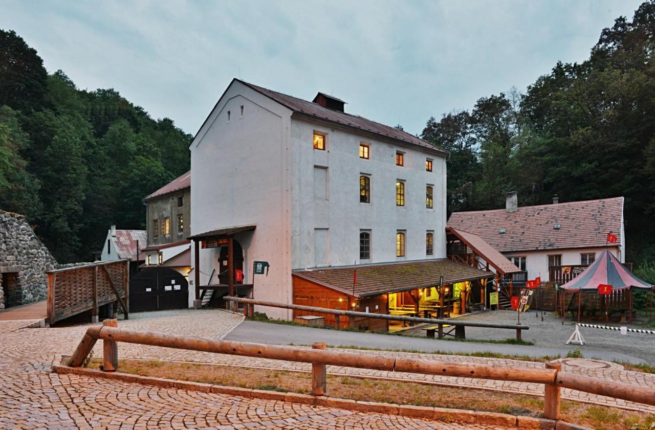 Housuv Mlyn Hotel Tabor Exterior photo